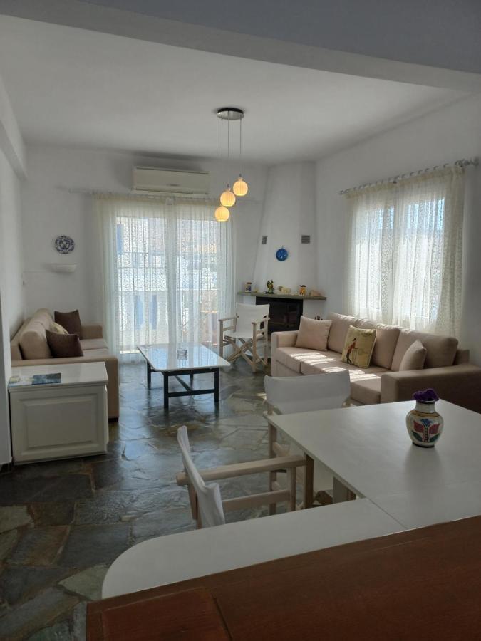 Sunny House In Agkali Bay Apartment Tinos Luaran gambar